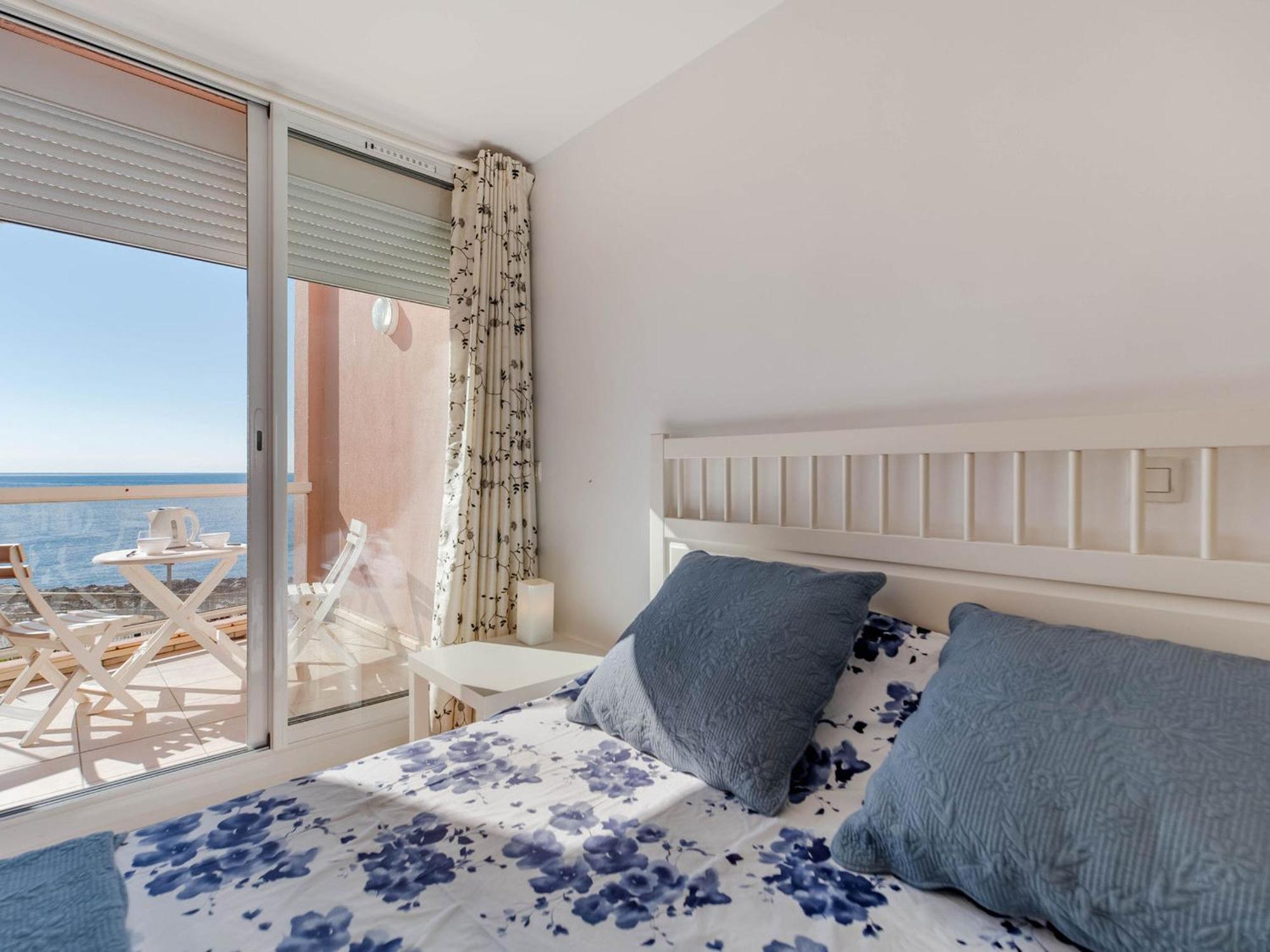 Appartement Magnifique T3 Duplex Pour 6 Pers. Avec Deux Terrasses Et Parking Prive - Fr-1-472a-279 Sète
